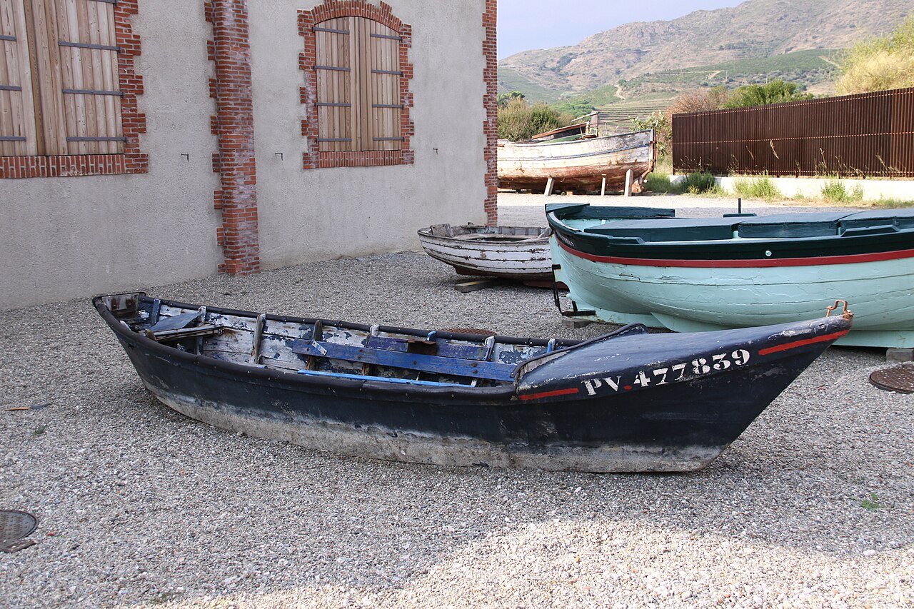 La bette Alexandre, bateau traditionnel conservé à proximité de l'atelier de restauration des barques à Paulilles.