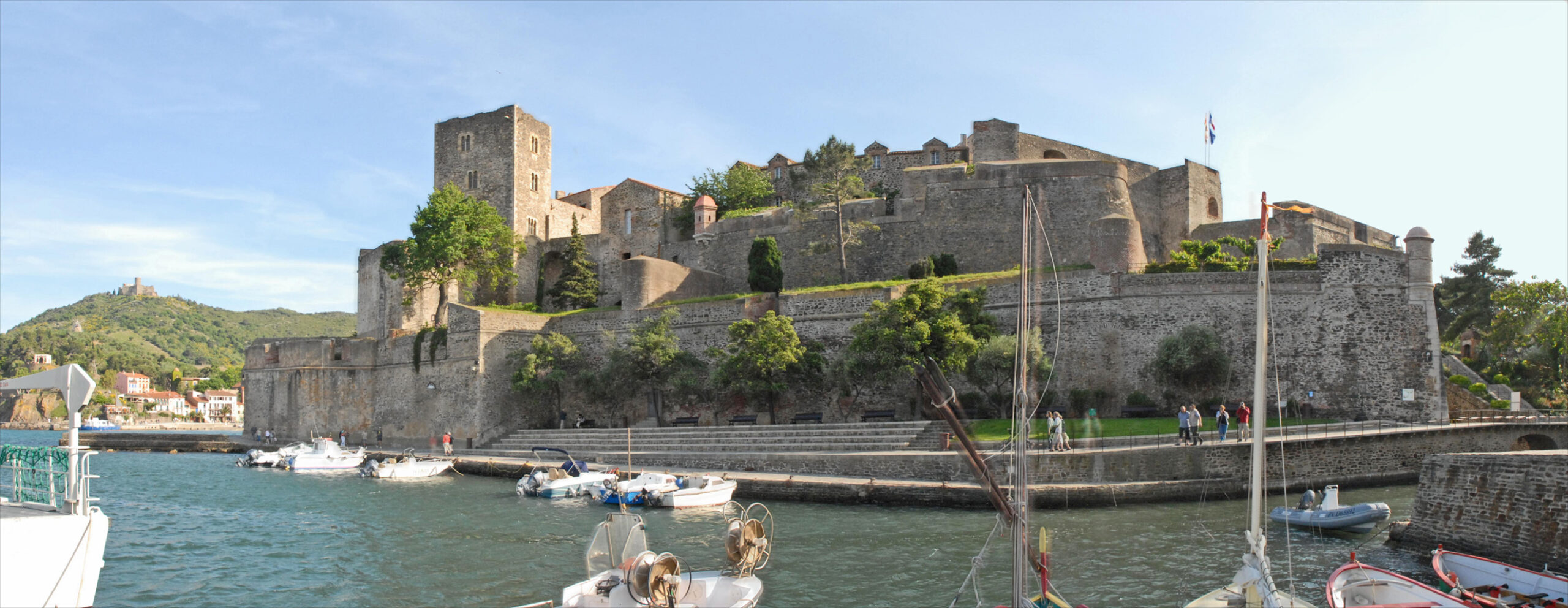 Château Royal depuis le littoral de Collioure