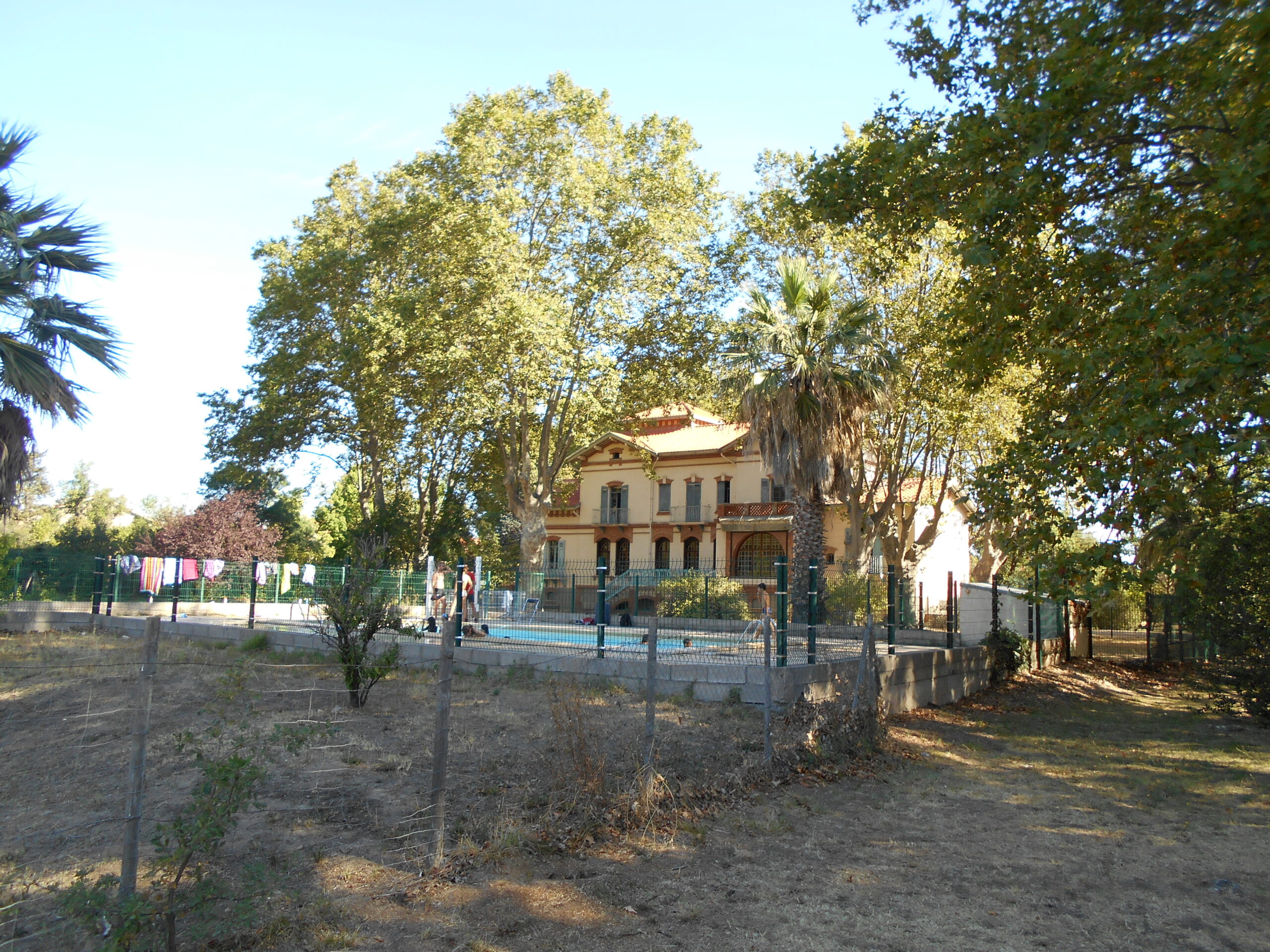 Parc de Clairfont, arbres et espaces verts · photographie Wikimedia Commons