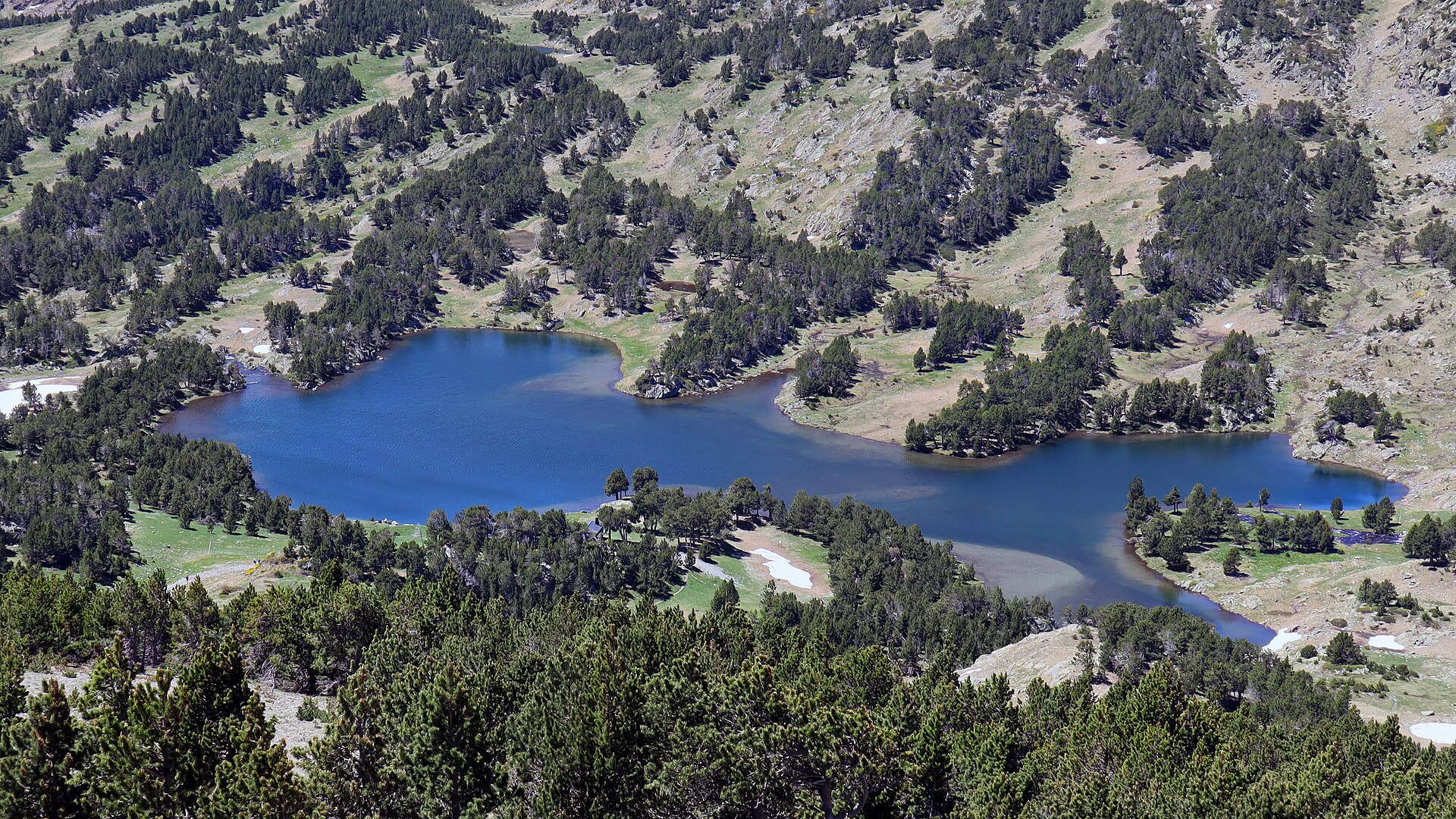 L’Estany del Mig aux Camporells