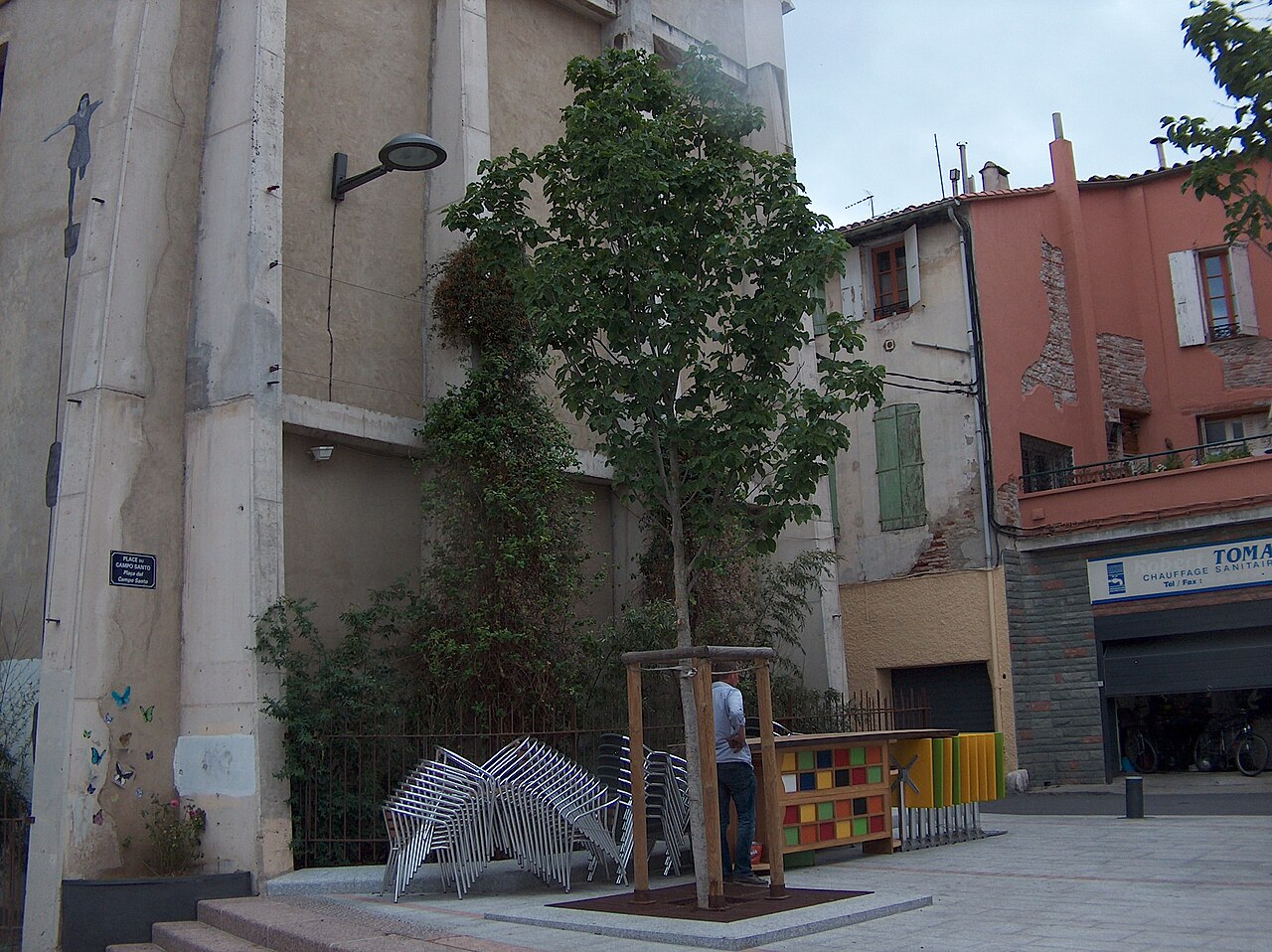 Les abords du Campo Santo dans le quartier Saint-Jean
